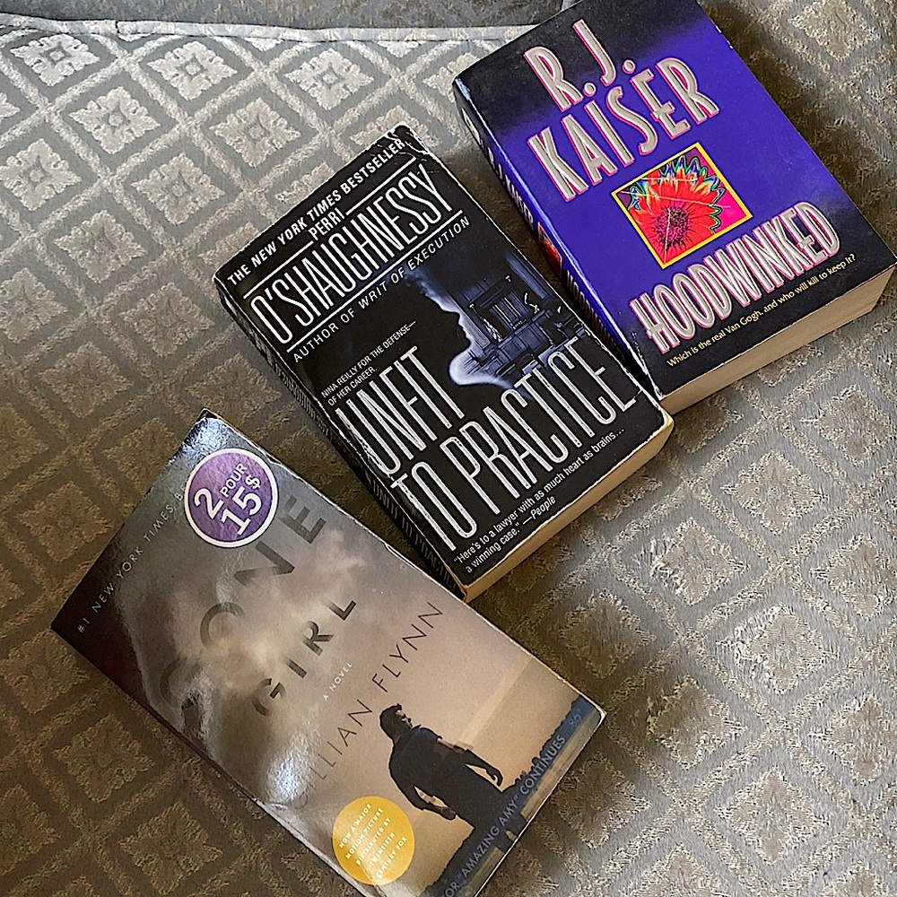 3 GUC mystery paperback novels